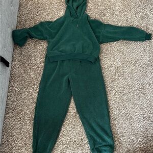 Adore Me Cozy Green Hoodie and Sweatpants Set